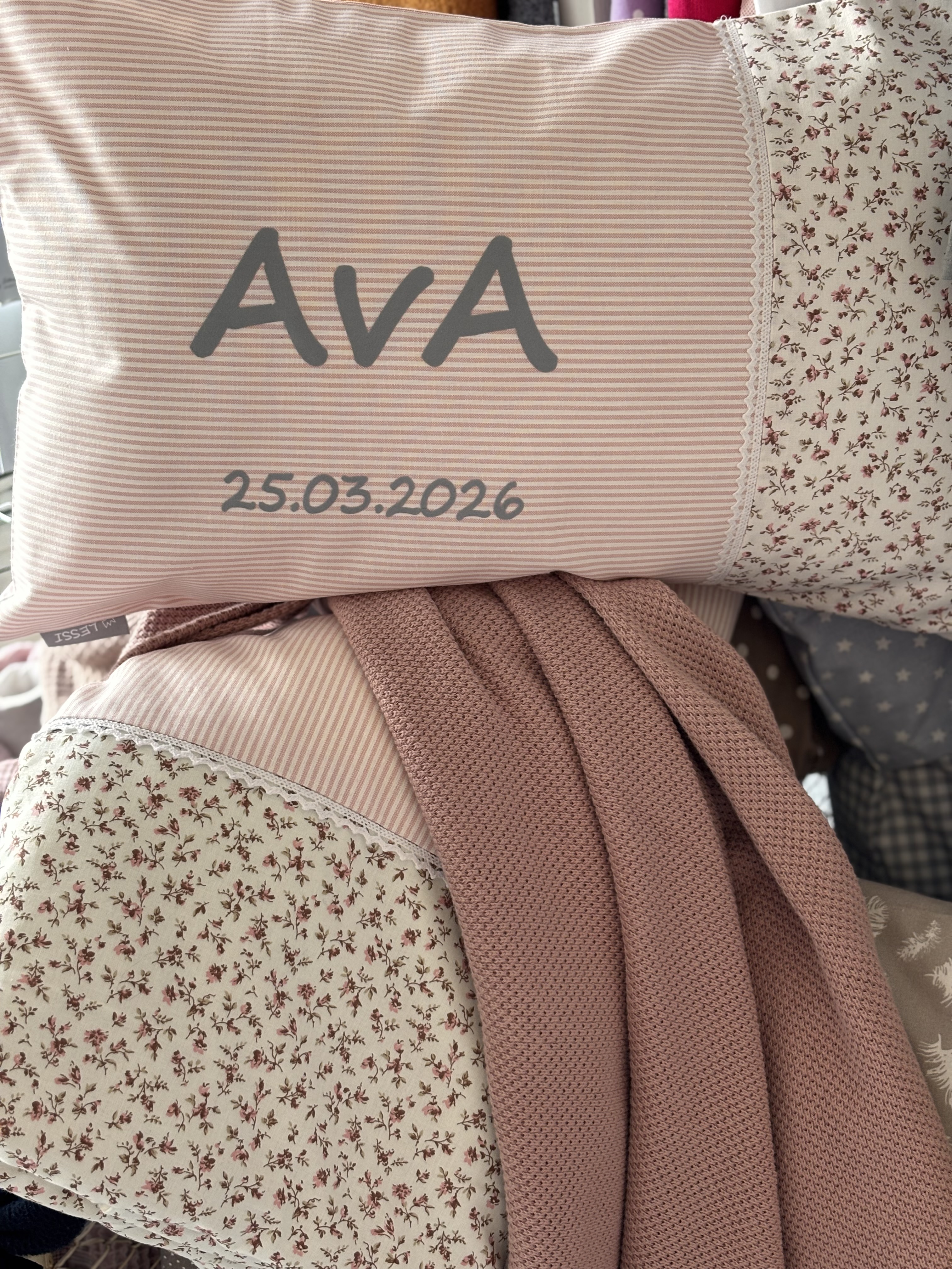 Namenskissen mit Velour