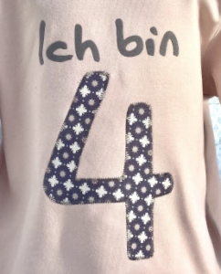 Preview: Geburtstags T-Shirt "Ich bin" Grau