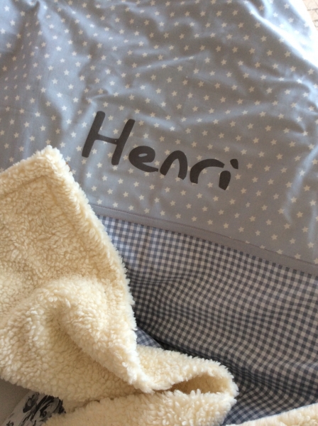 Kuscheldecke Westfalenstoff-Lion grau mit Sternchen
